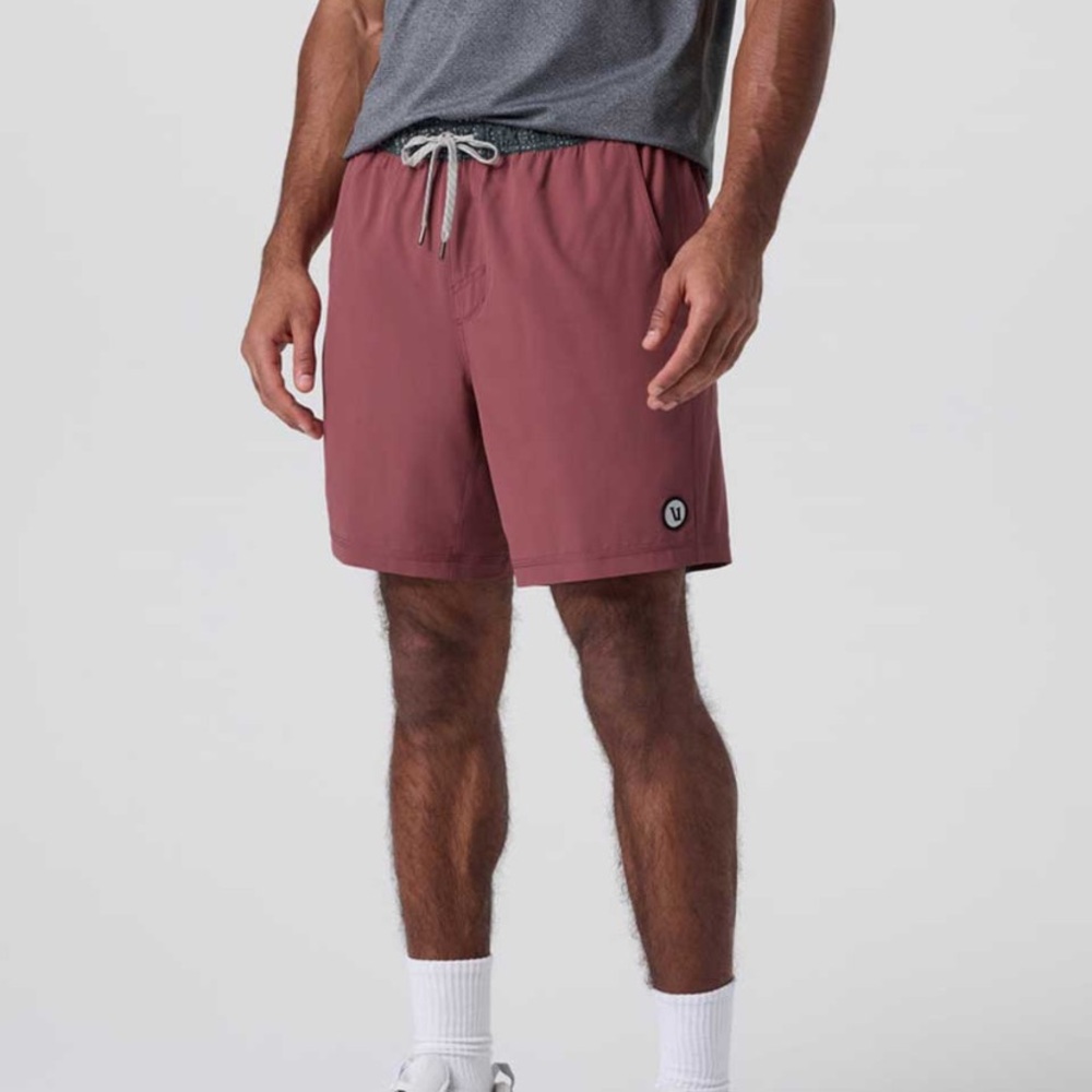 Vuori men’s kore shorts small lined